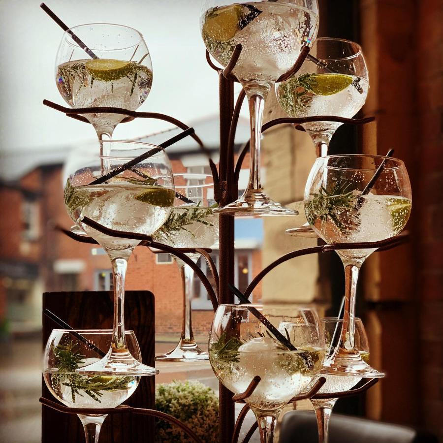 The Wheatsheaf Hotel, סנדבץ' מראה חיצוני תמונה A gin and tonic tree